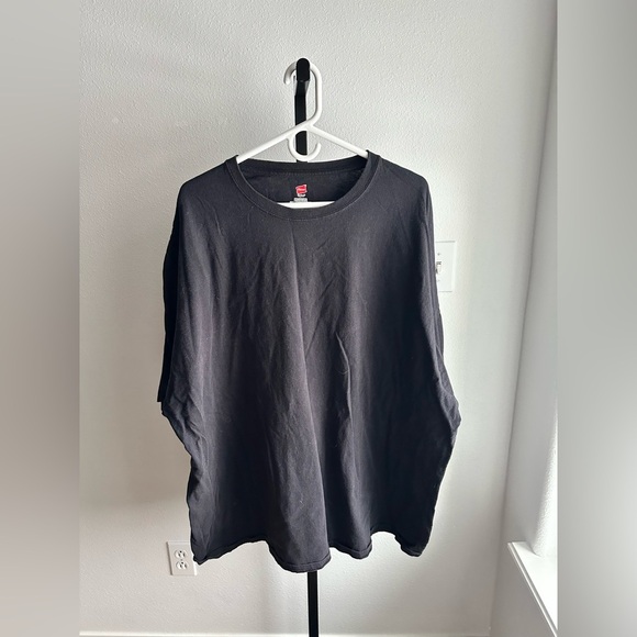 Hanes 5X black shirt - Picture 1 of 3